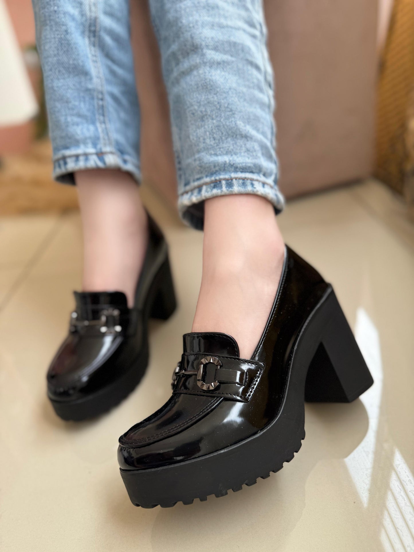 SOLE AMOUR