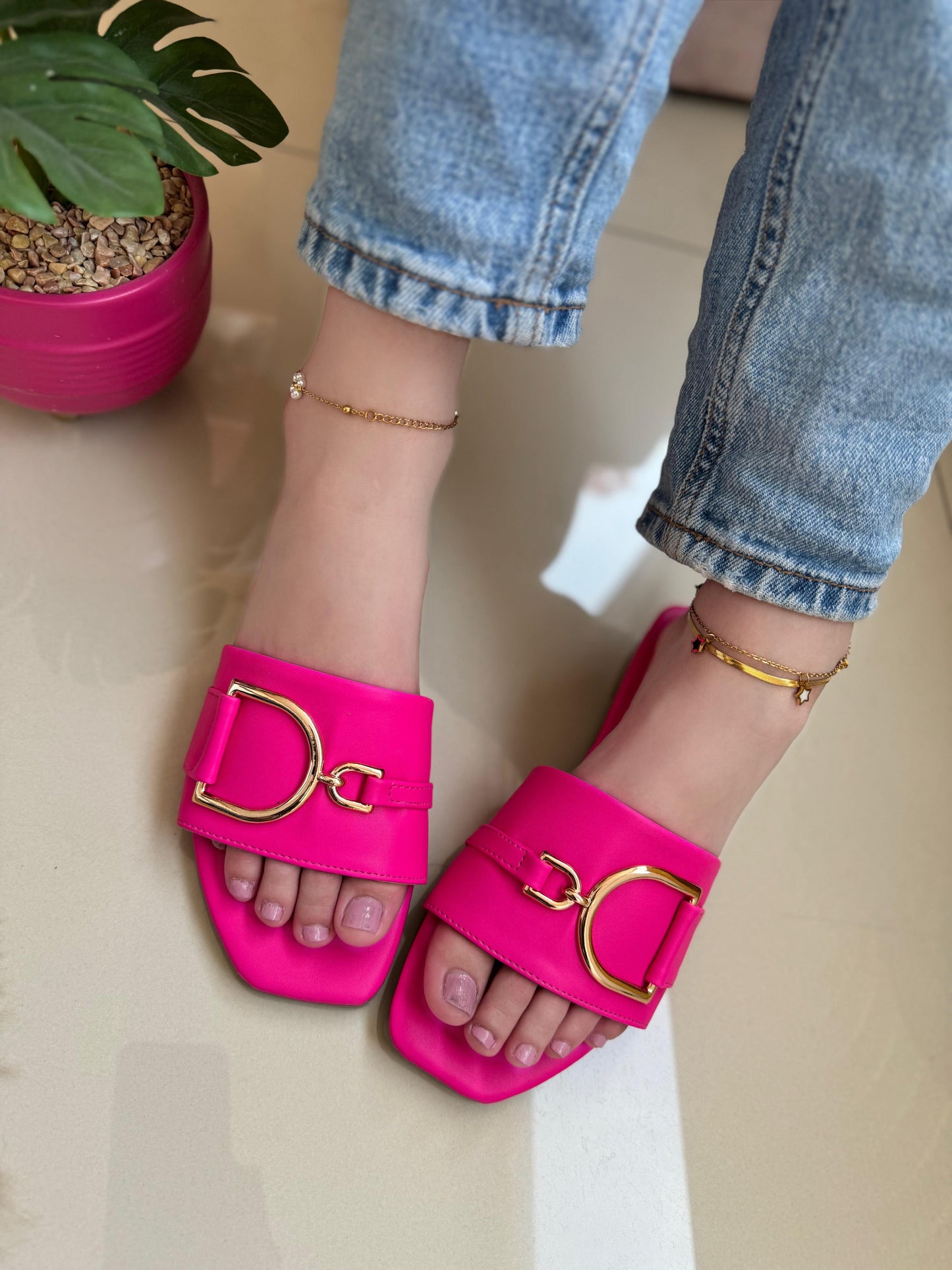 GLAM D-RING SANDALS