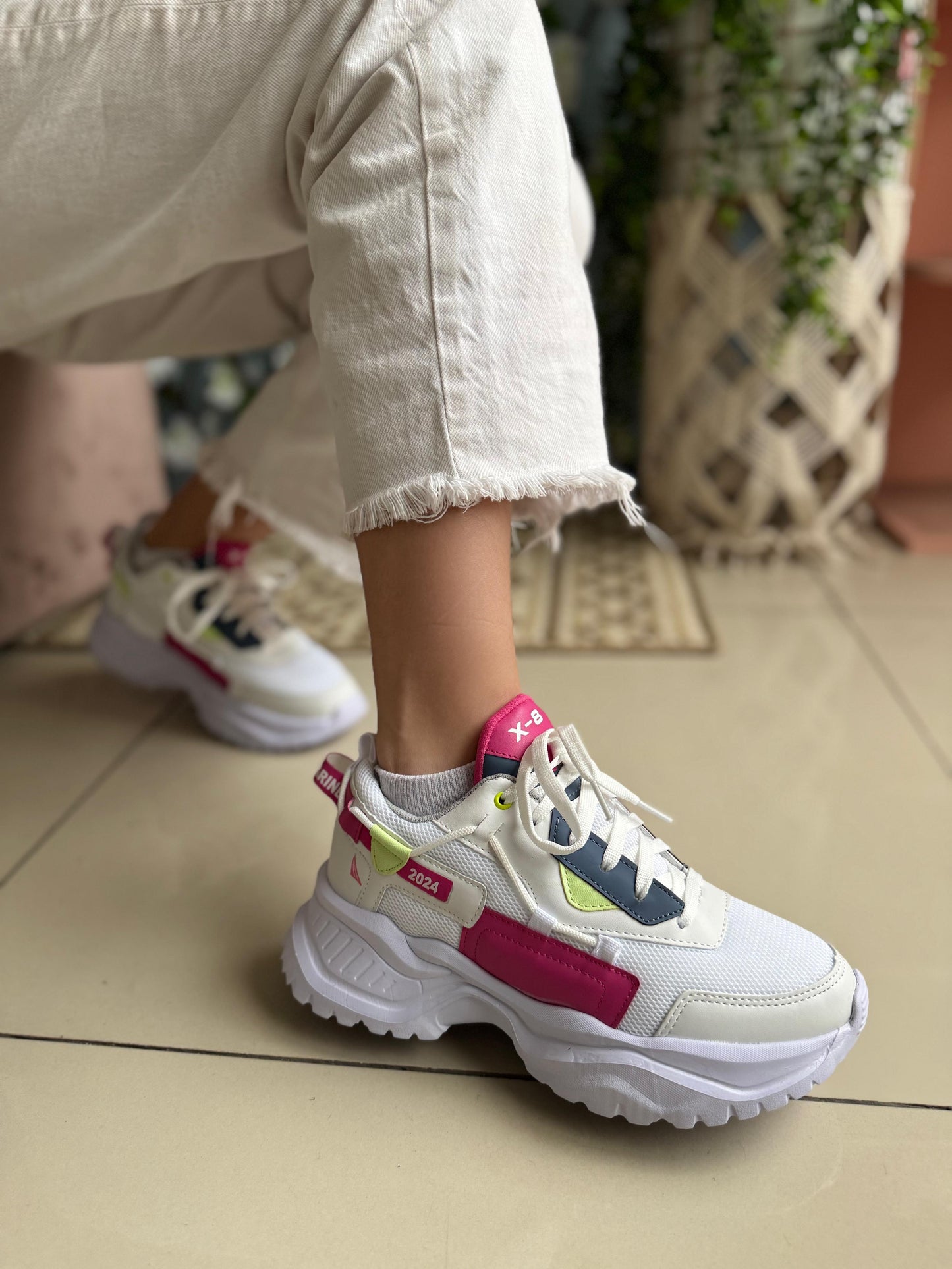DAMA PINK