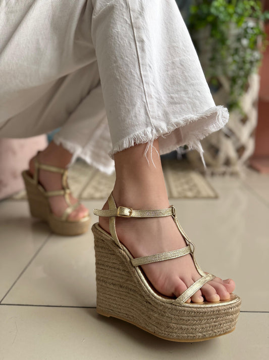 NUVELLA GOLDEN