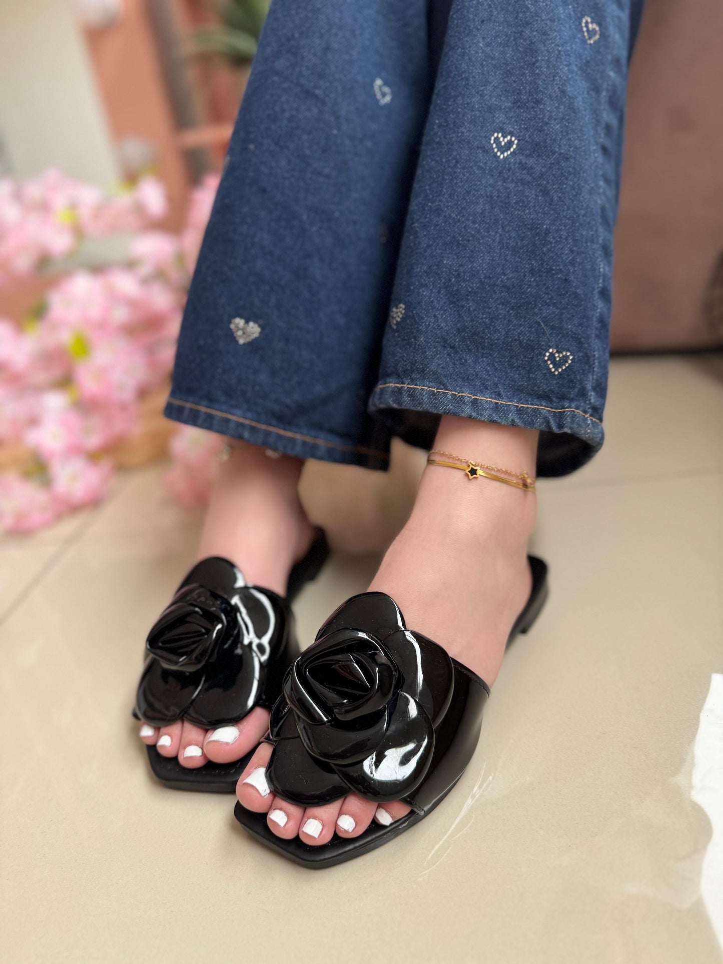 OLAS SANDALS
