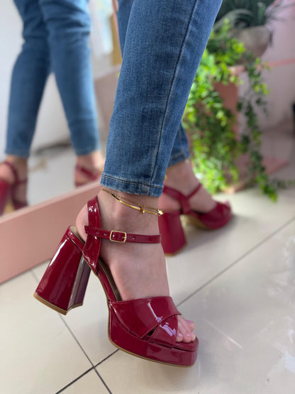 LOVER HEELS