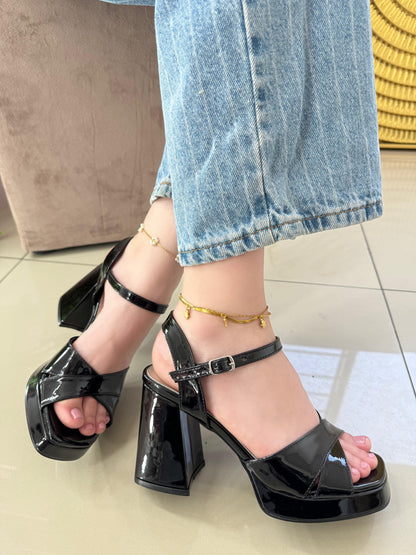LOVER HEELS