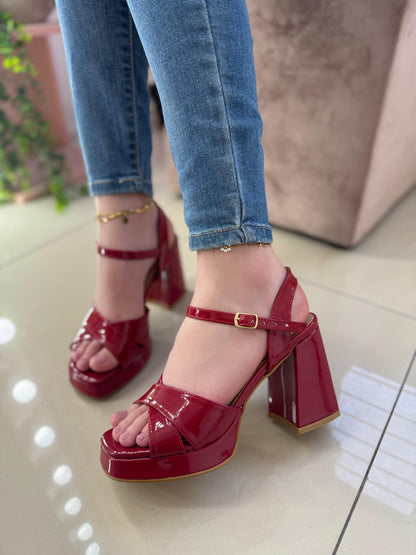 LOVER HEELS